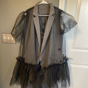 Women’s jacket with tulle outer layer